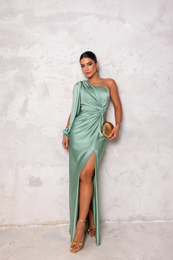 Rebecca™ | Elegant and refined dress